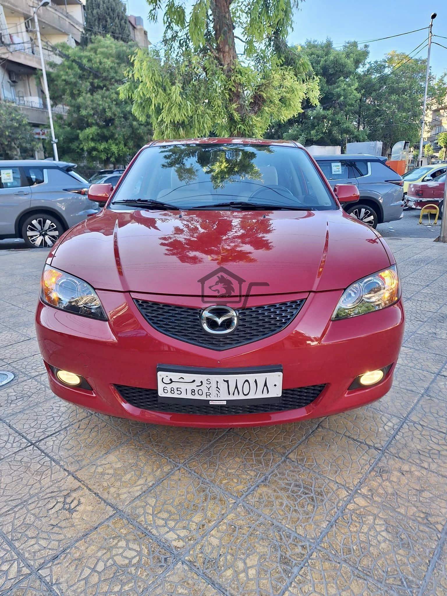 Mazda Zoom 3 - الصورة 1