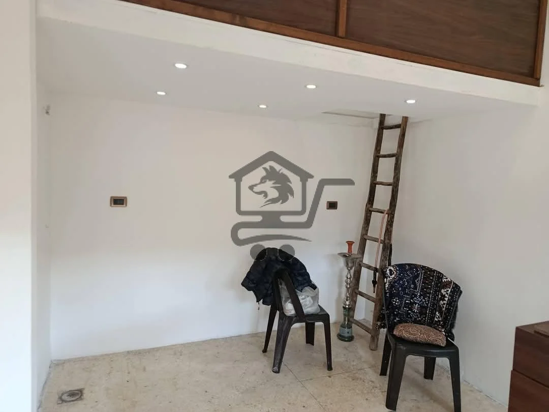 محل بكسوة جيدة وموقع مميز - الصورة 3