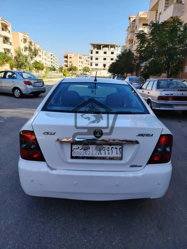 جيلي سيكي ون - الصورة 2