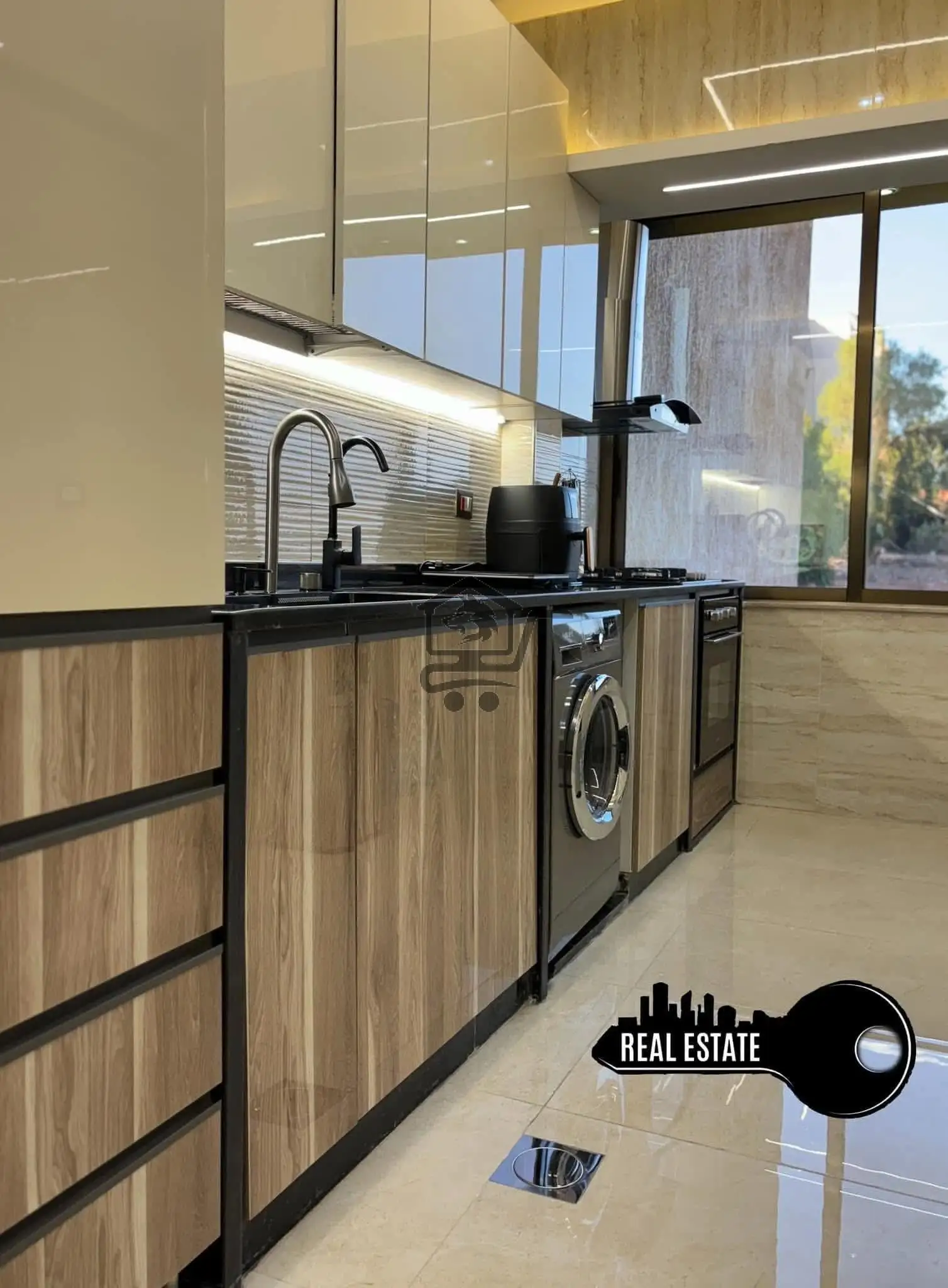 شقة ببناء برجي مميز - الصورة 5