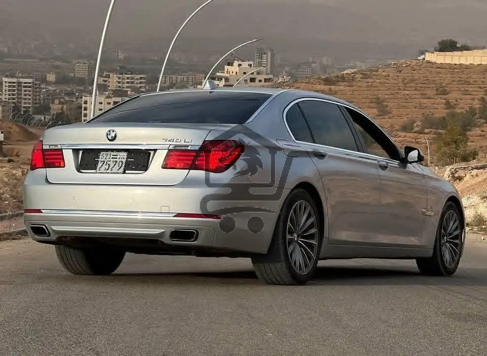 BMW 740 Li individual - الصورة 6