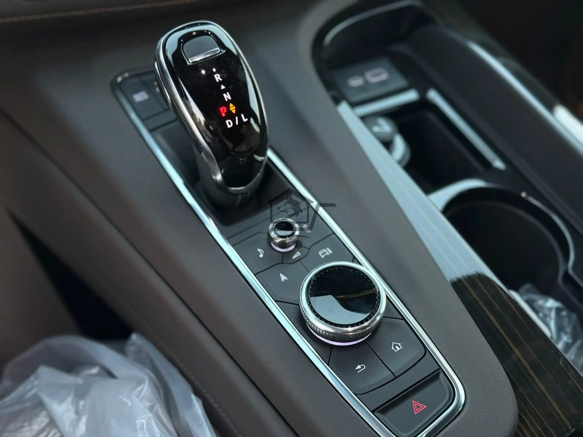 Cadillas Escalade - الصورة 5