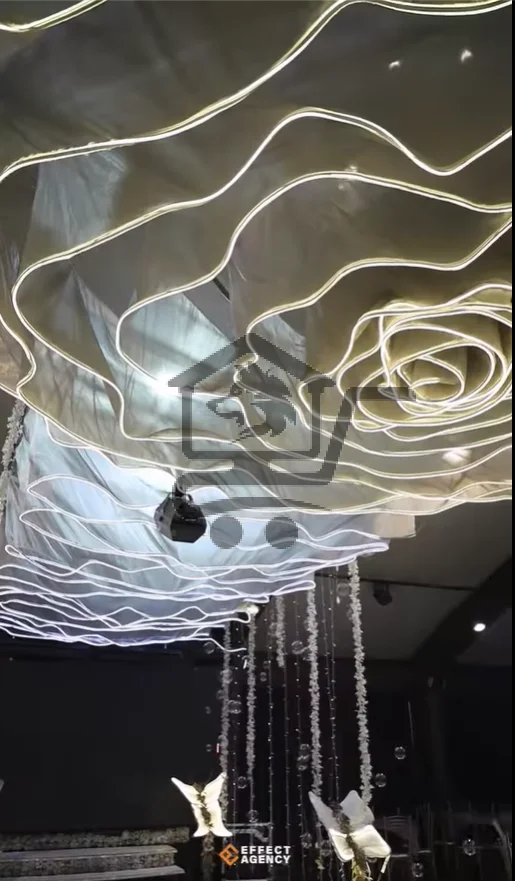 مسبح ومطعم نادي الحرية - الصورة 4