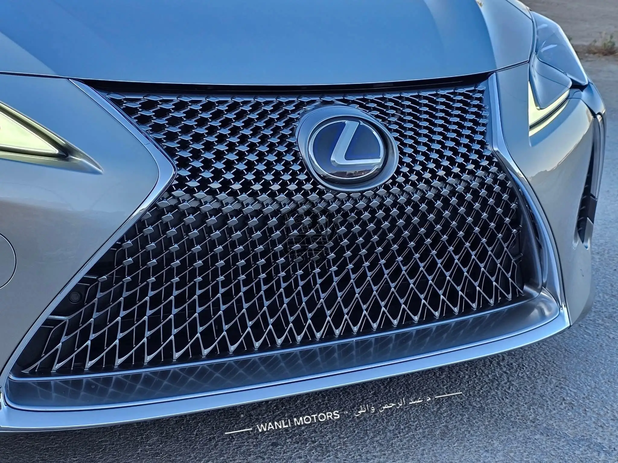 LEXUS - الصورة 2