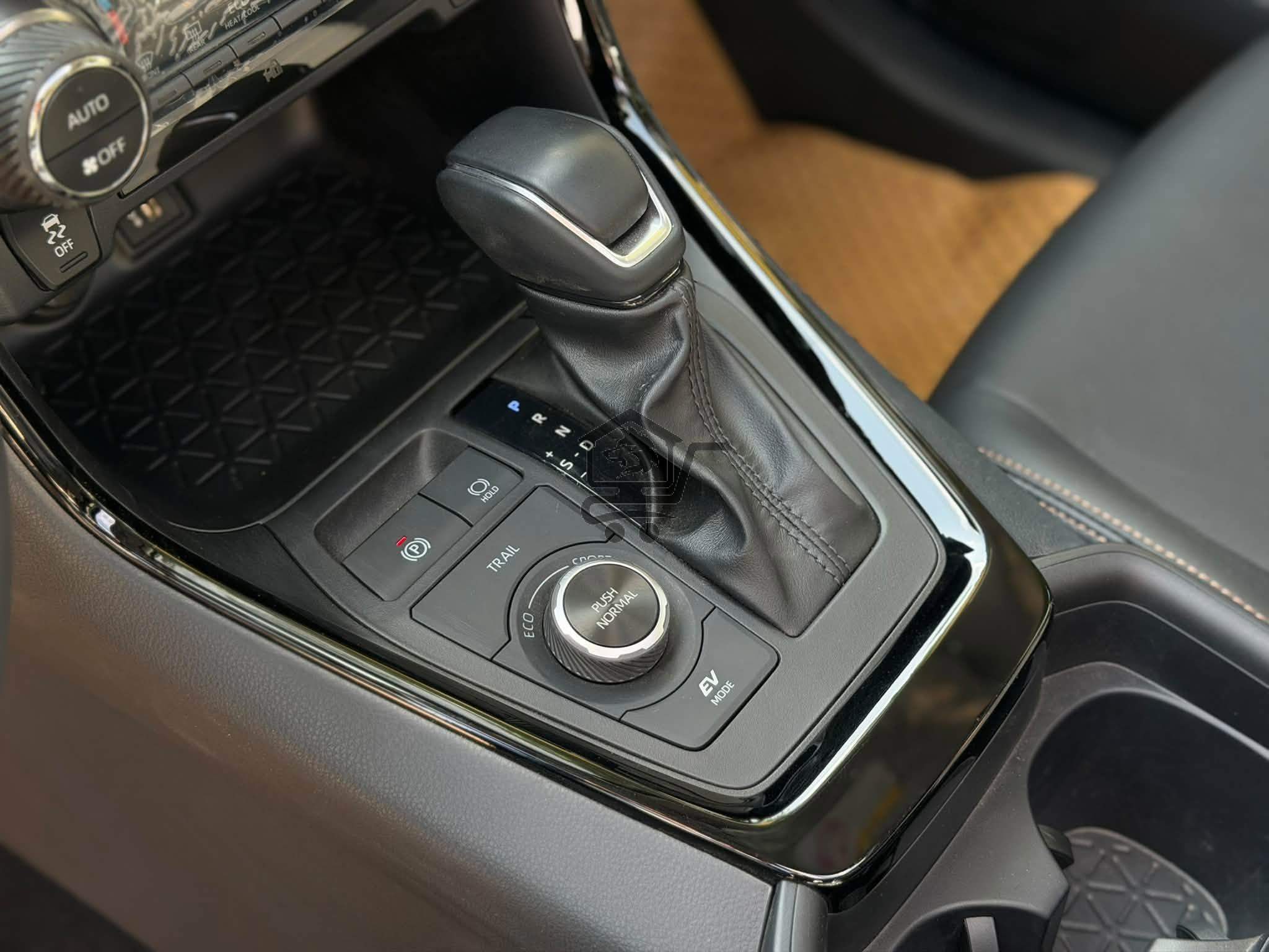 Toyota Wildlander E-Four 2025 - الصورة 8