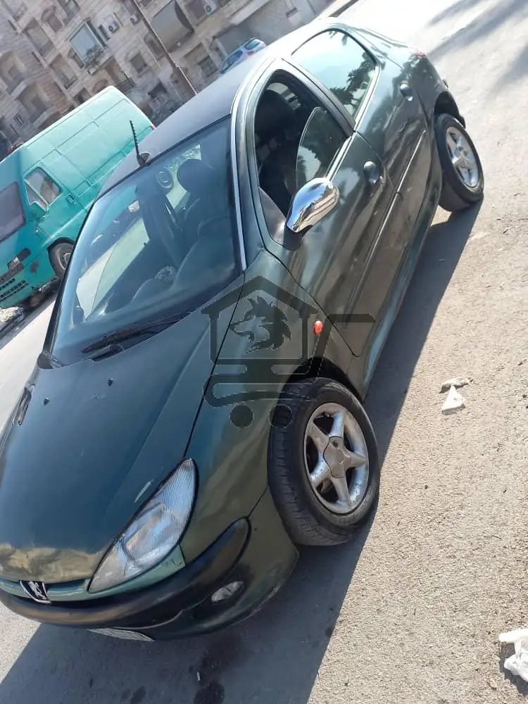 بيجو بحالة جيدة