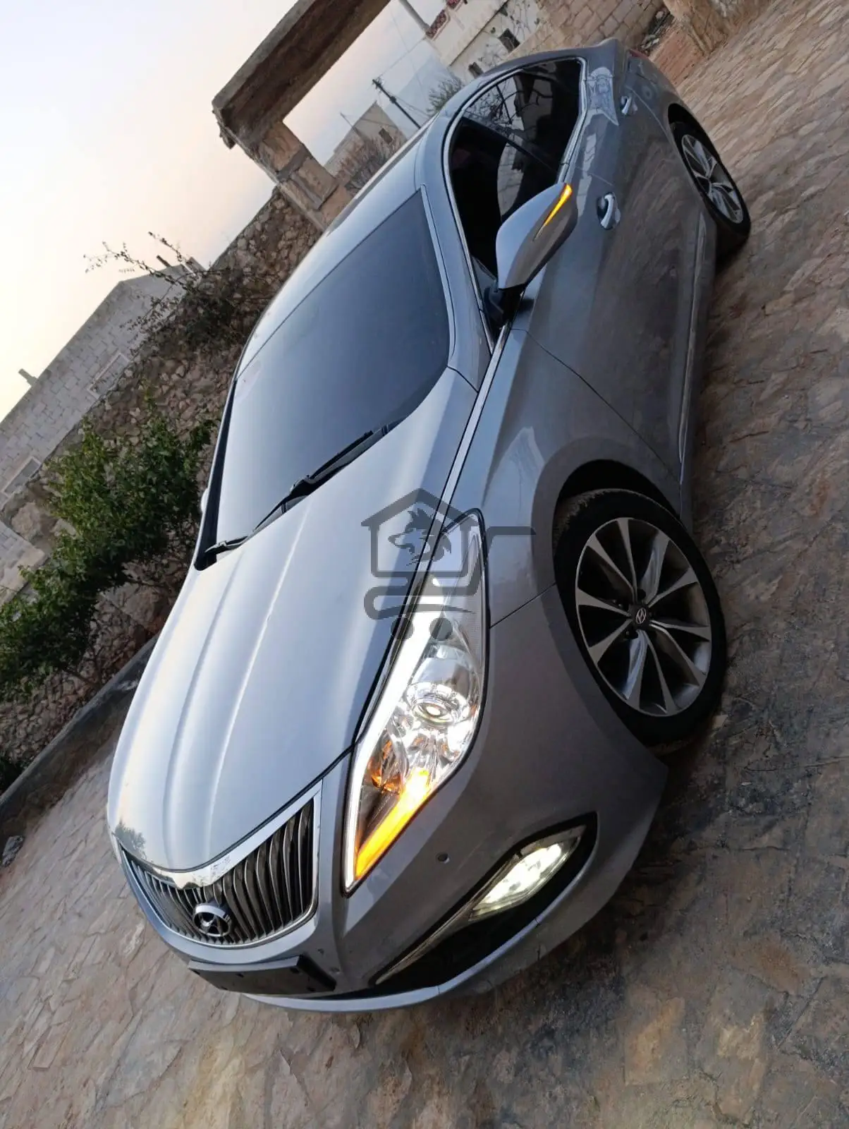 ازيرا بانزين 2015 - الصورة 2