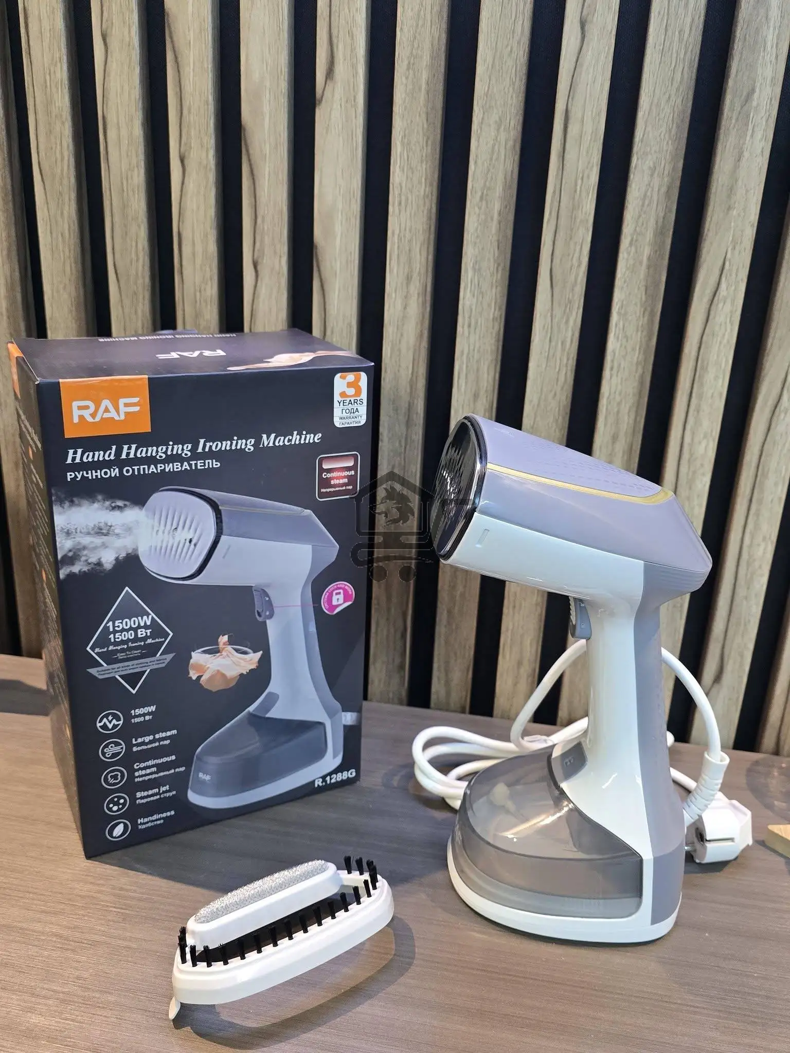 مكواية بخارية من ماركة راف - الصورة 1