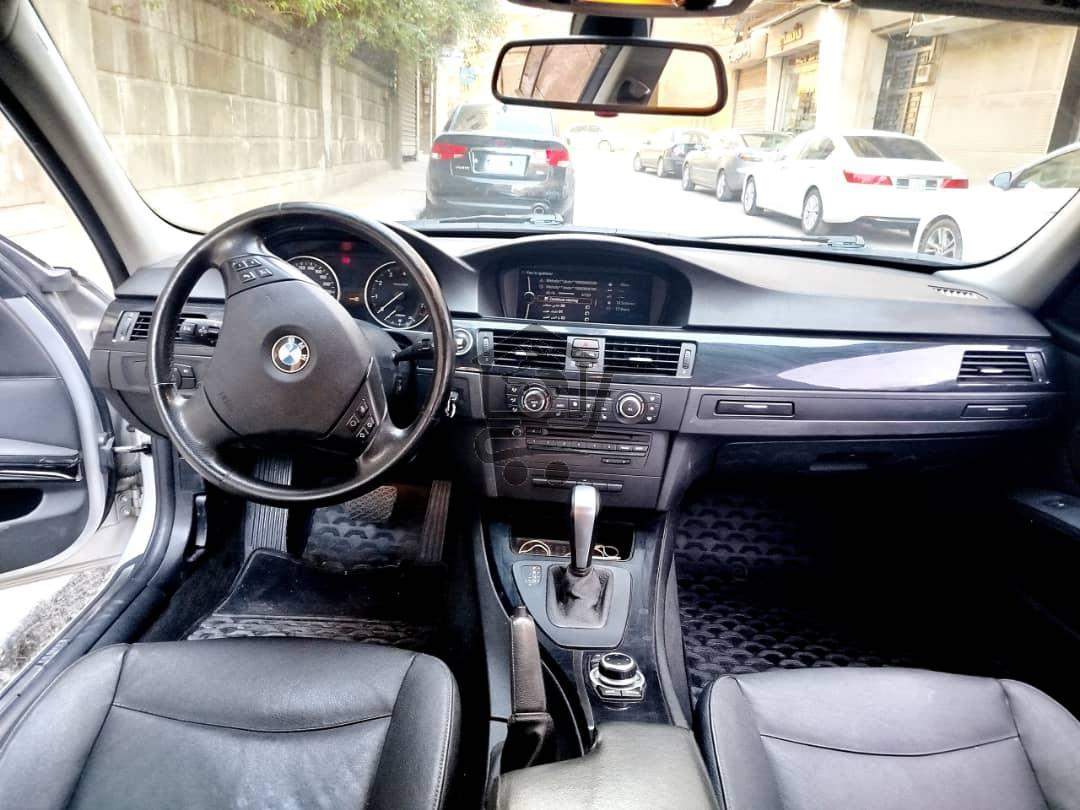 للبيع BMW  328Iموديل 2011أكمل وصف بحالة جيدة جداا - الصورة 3