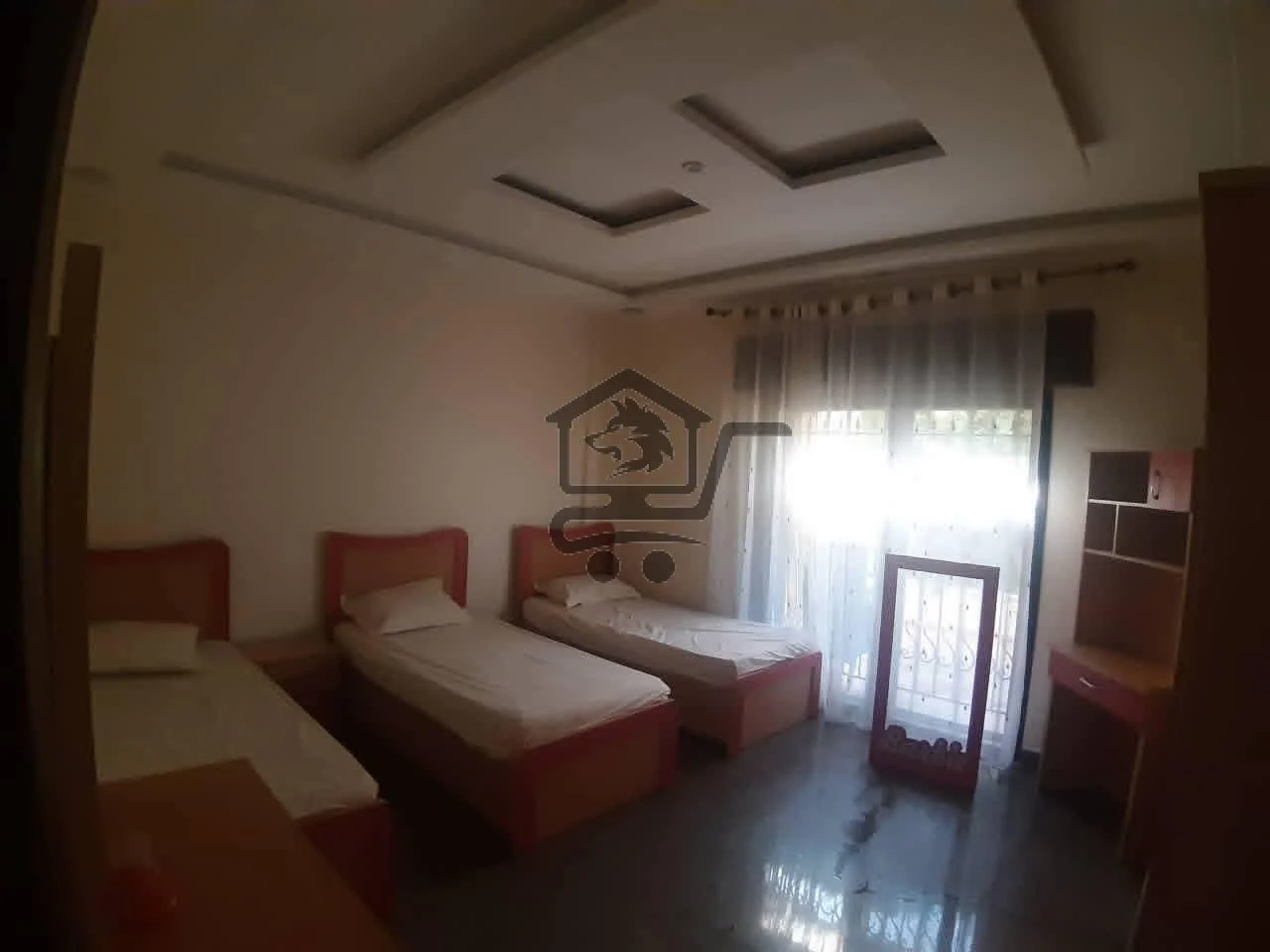 للبيع فيلا في سهل الزبداني - الصورة 5