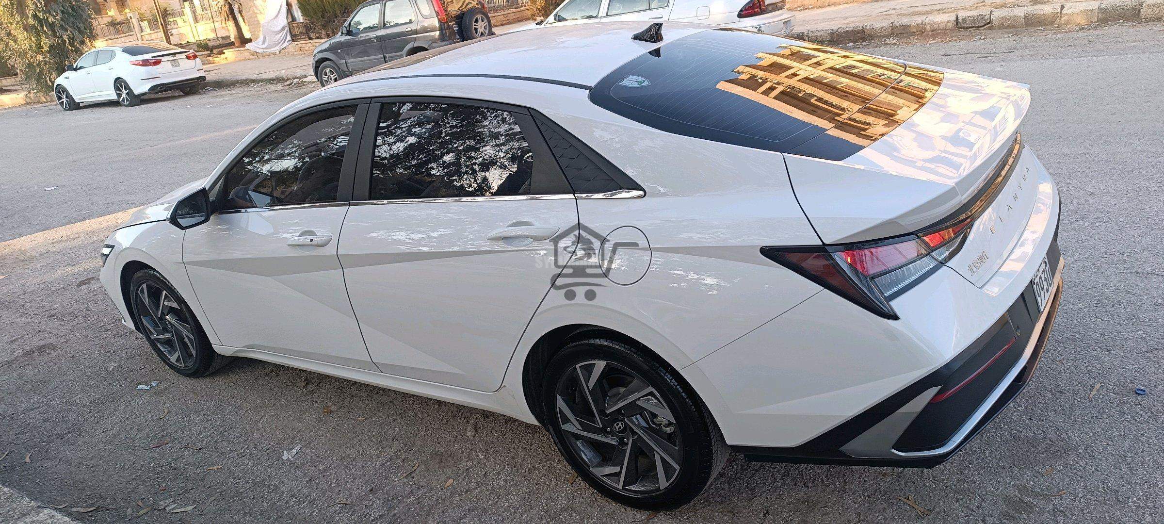 هيونداي - Hyundai الينترا - Elantra - الصورة 2