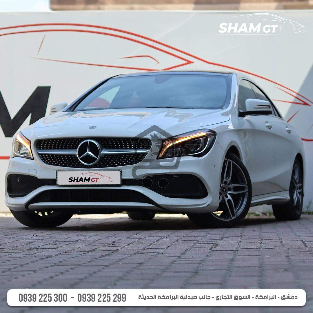 Mercedes-Benz CLA 220 - الصورة 1