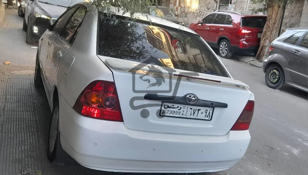 تويوتا كورولا - الصورة 4