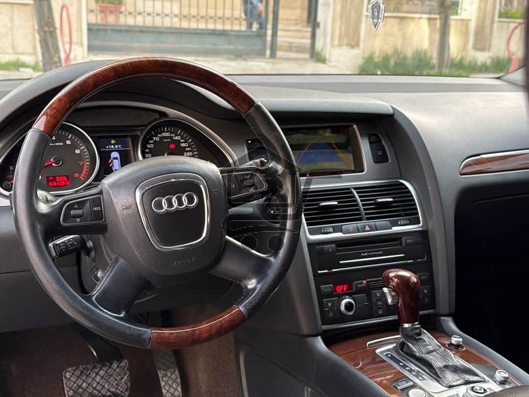AUDI Q7 - الصورة 2