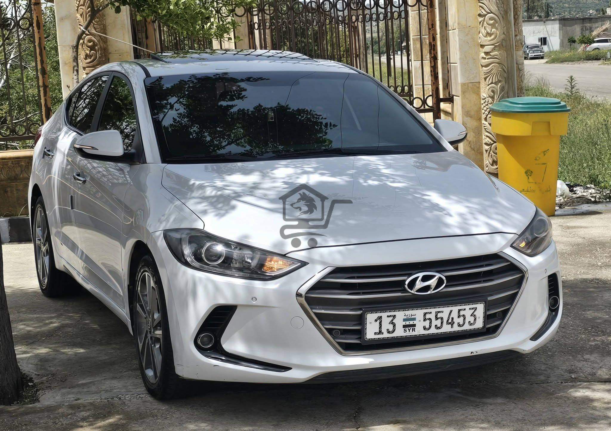 Hyundai Elantra 2018 - الصورة 1