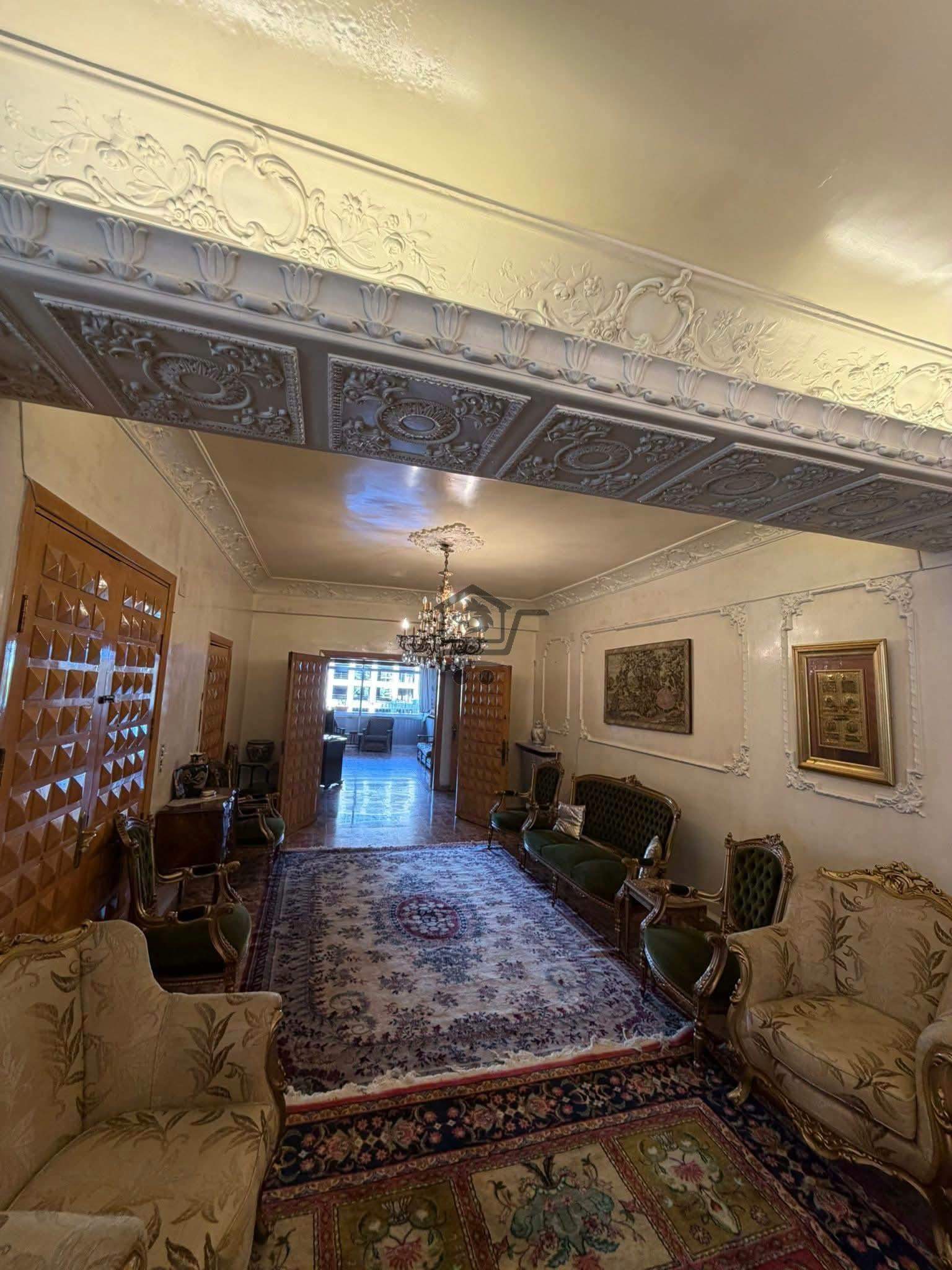 منزل بموقع حيوي - الصورة 9