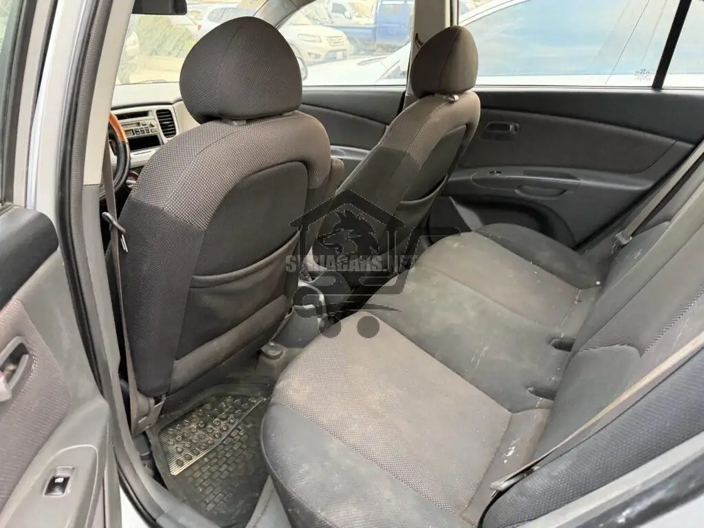 كيا - Kia ريو - Rio - الصورة 4