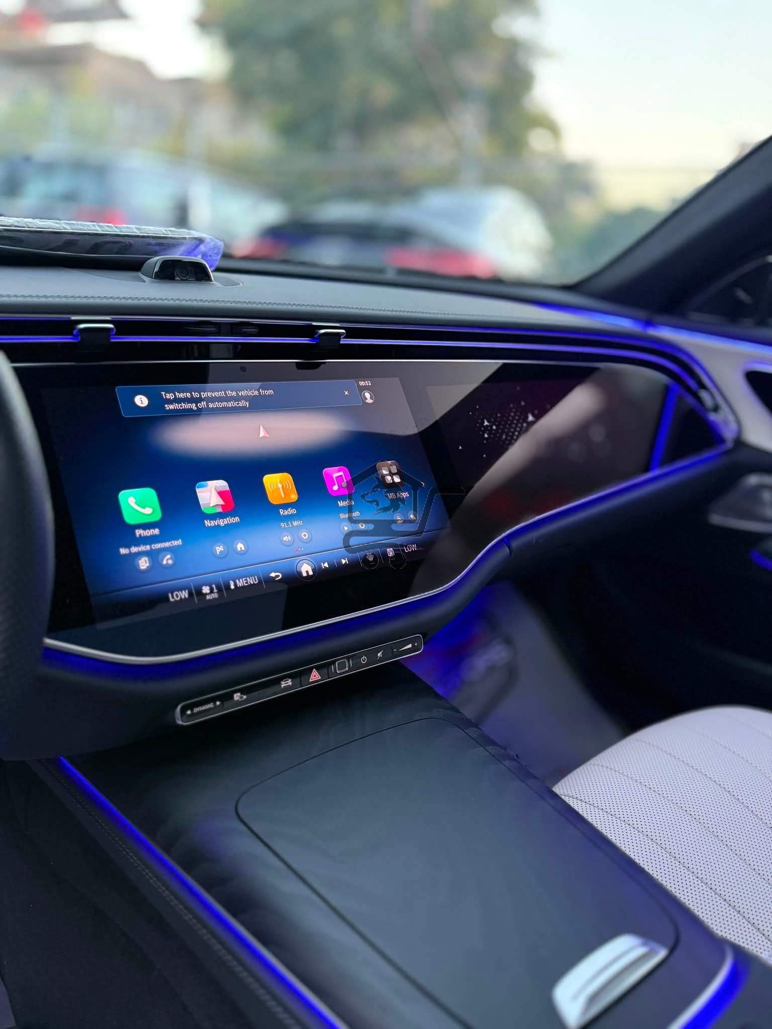 Mercedes E300 4Matic 2026 - الصورة 9