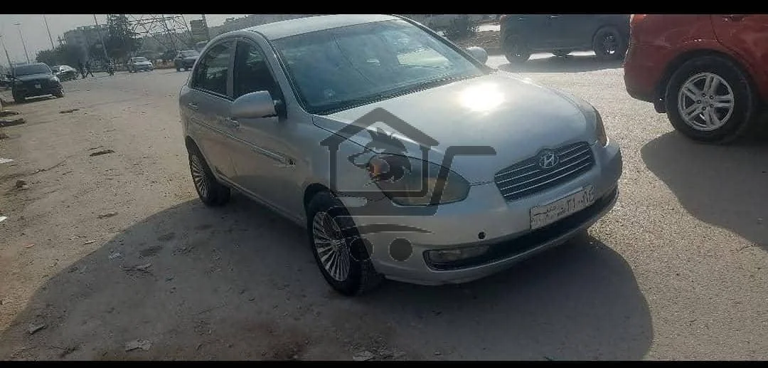 سيارة للبيع - الصورة 1