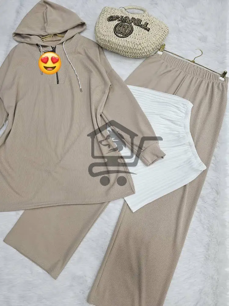 بيجاما نسواني 3 قطع - الصورة 2