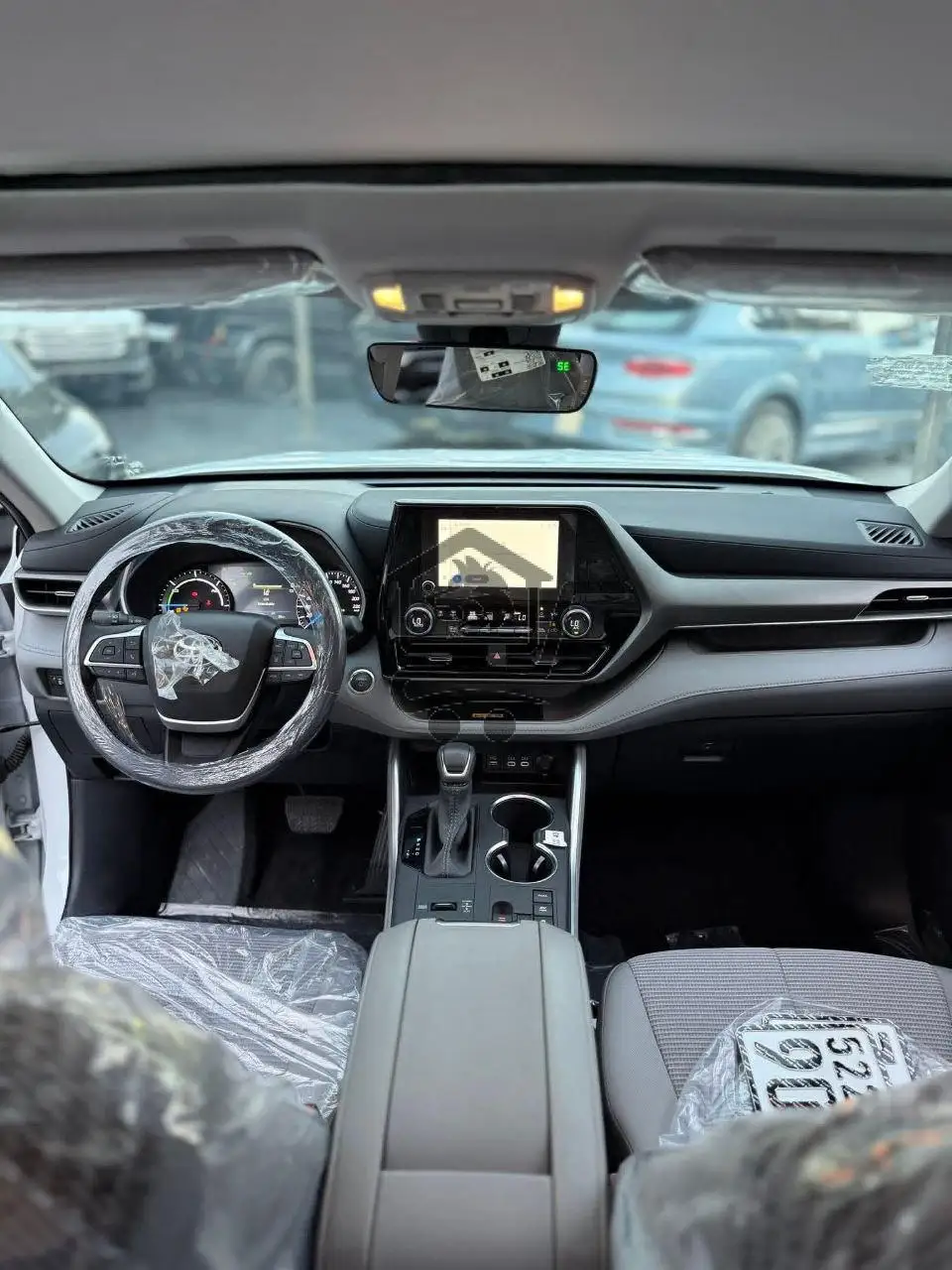 Toyota HighLander GLE - الصورة 7