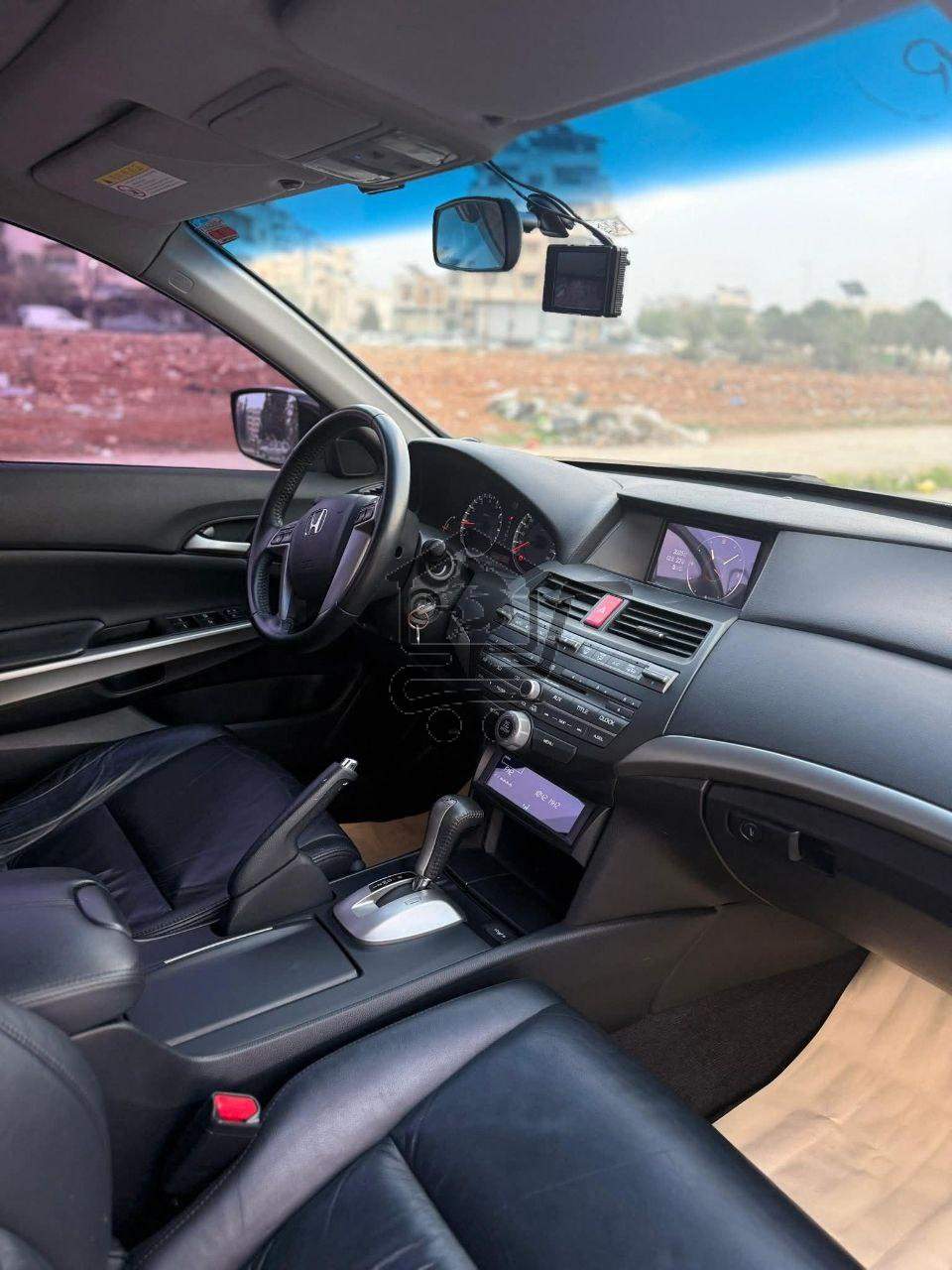 Honda Accord 2010 - الصورة 5