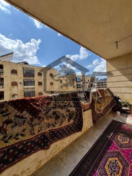شقة مميزة وواسعة للإيجار - الصورة 3