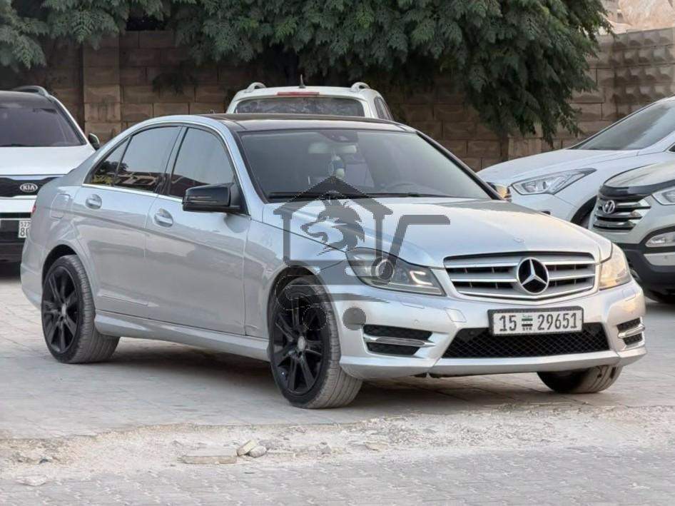 Mercedes-Benz C220 2013 - الصورة 3
