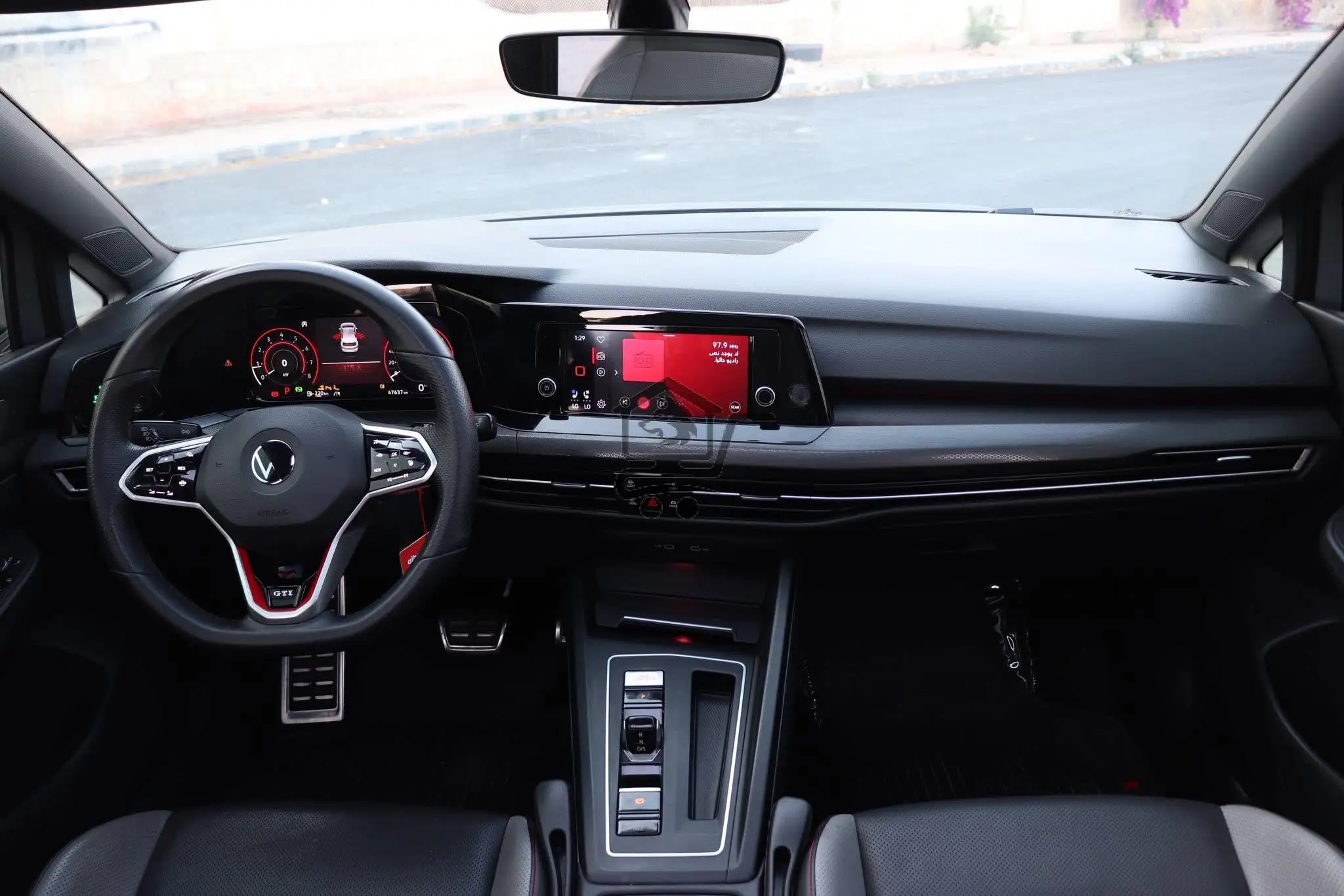 Volkswagen Golf - الصورة 4