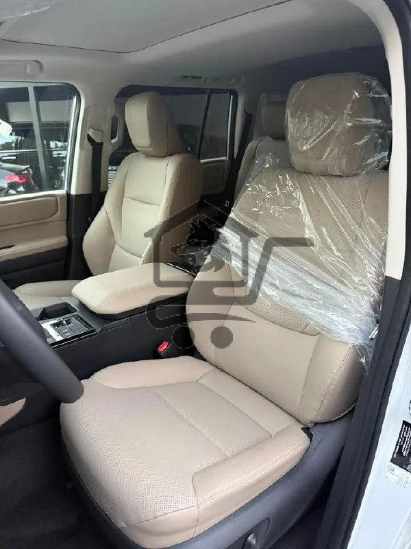 Toyota Land Cruiser (PRADO) - الصورة 6