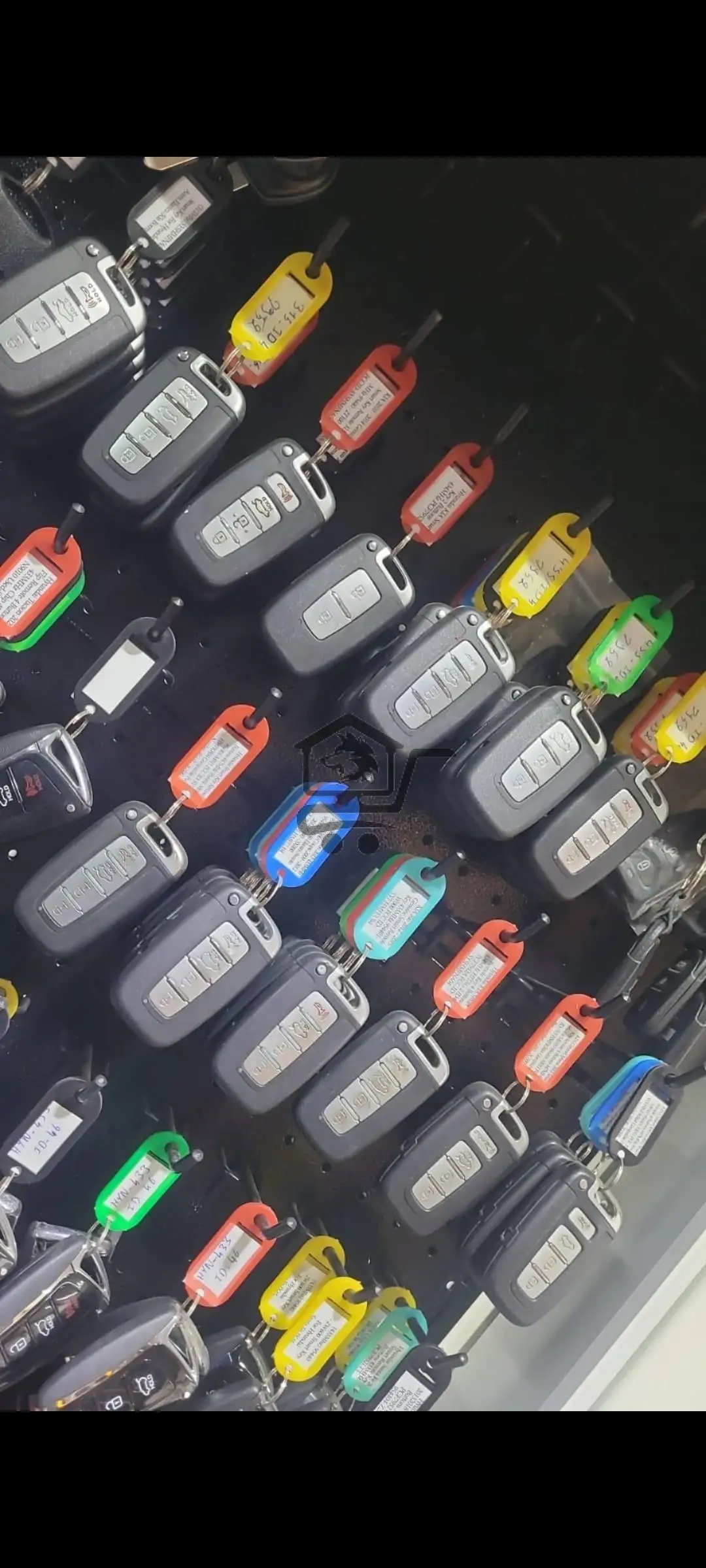 شهاب ( صب_ نسخ_ برمجة ) مفاتيح سيارات - الصورة 2