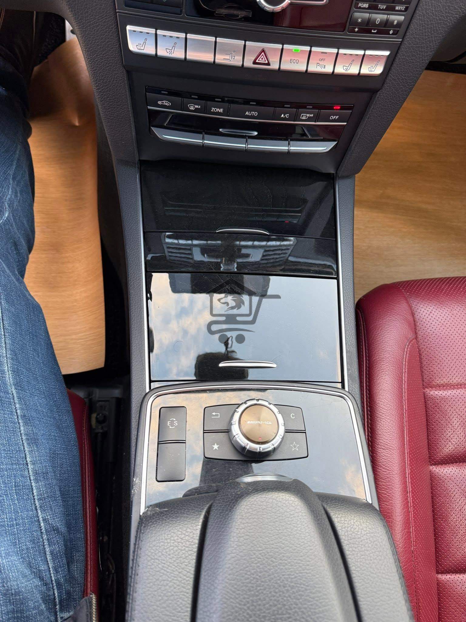 Mercedes E400 Coupe - الصورة 9