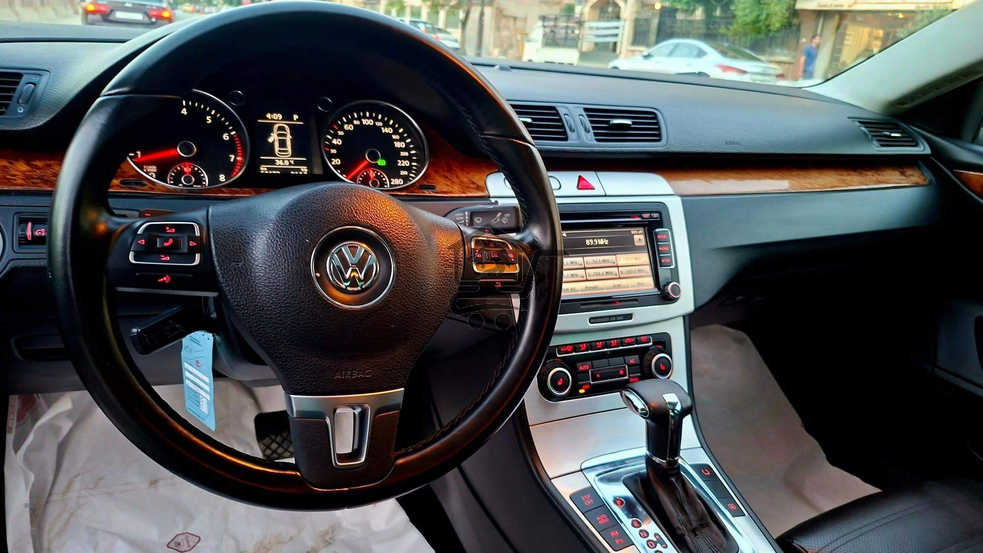 Volkswagen Passat CC - الصورة 7