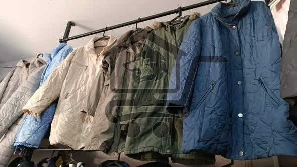 الملك للألبسة والاحذية الأوربية - الصورة 3