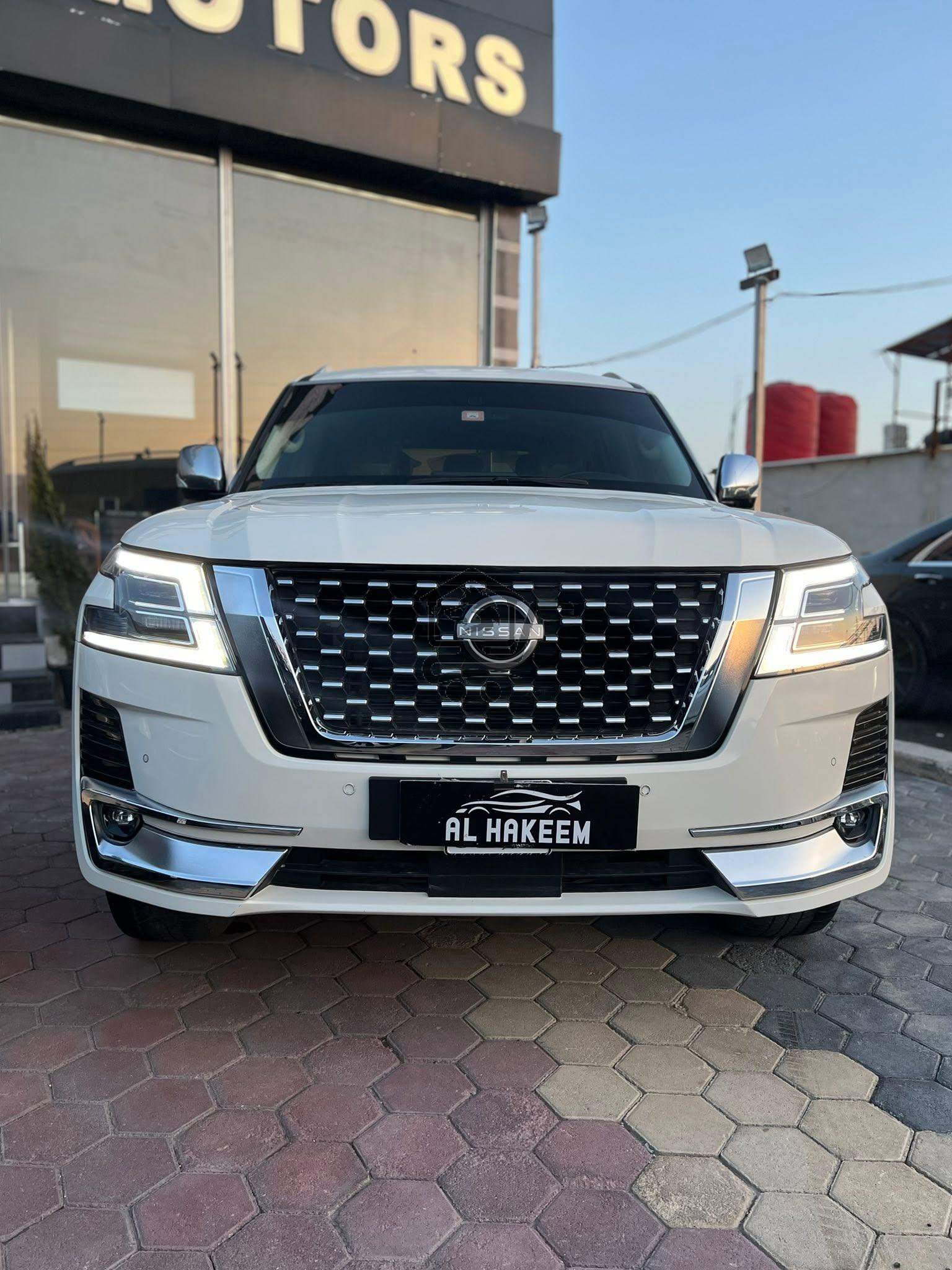 NISSAN PATROL 2015 - الصورة 3