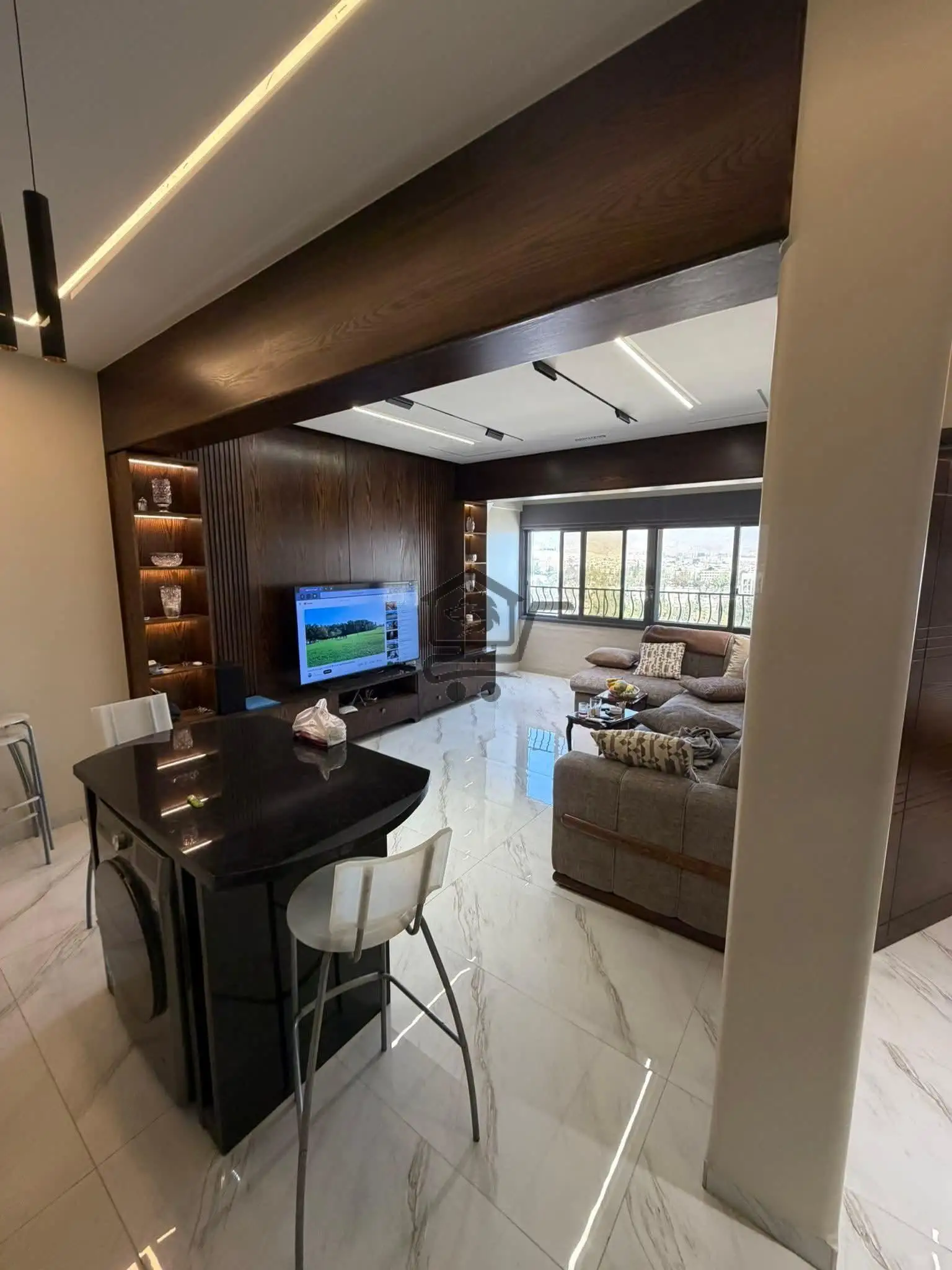 شقة بإكساء وفرش سوبر ديلوكس - الصورة 3