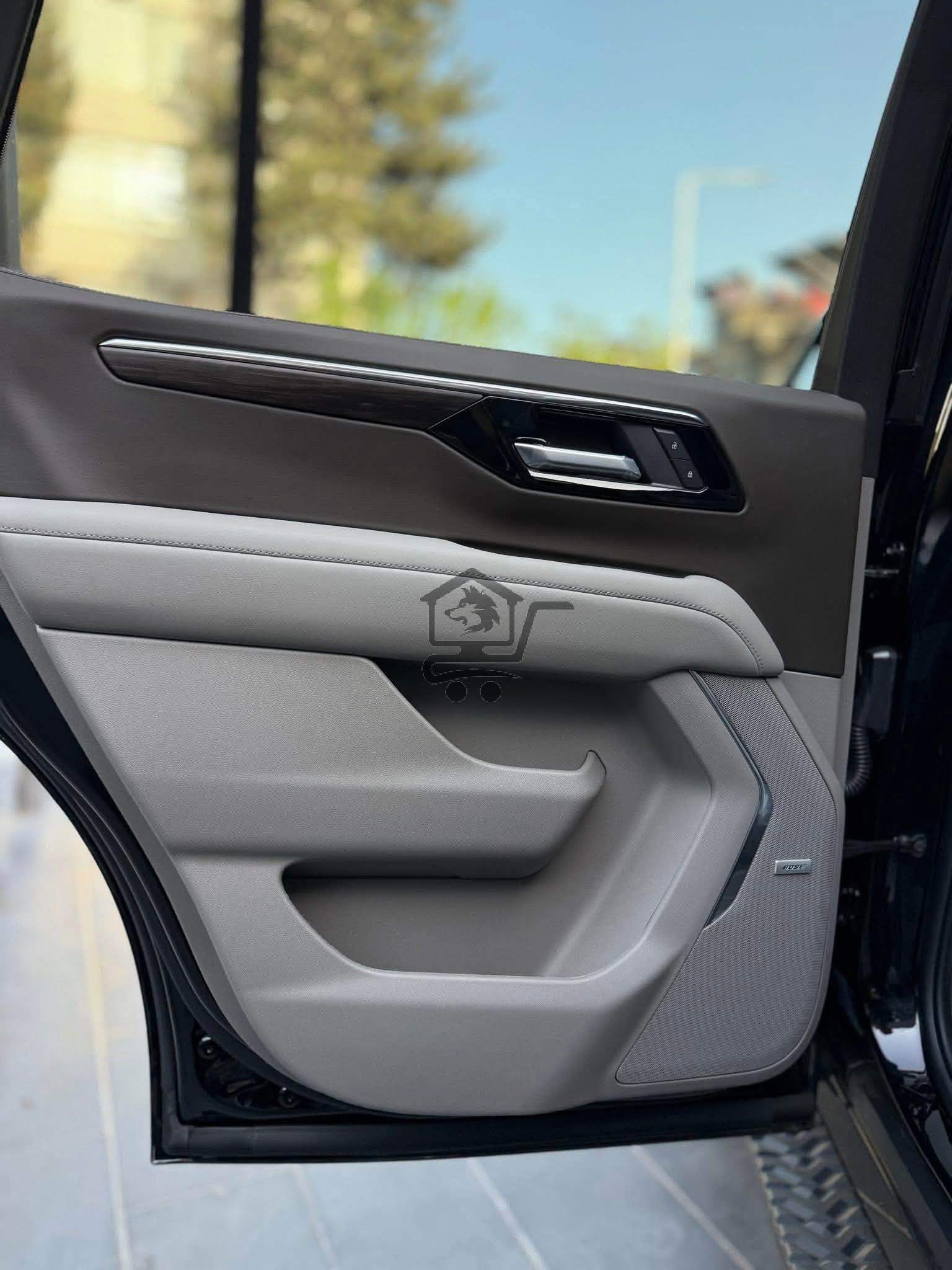 Chevrolet Tahoe Z71 - الصورة 5