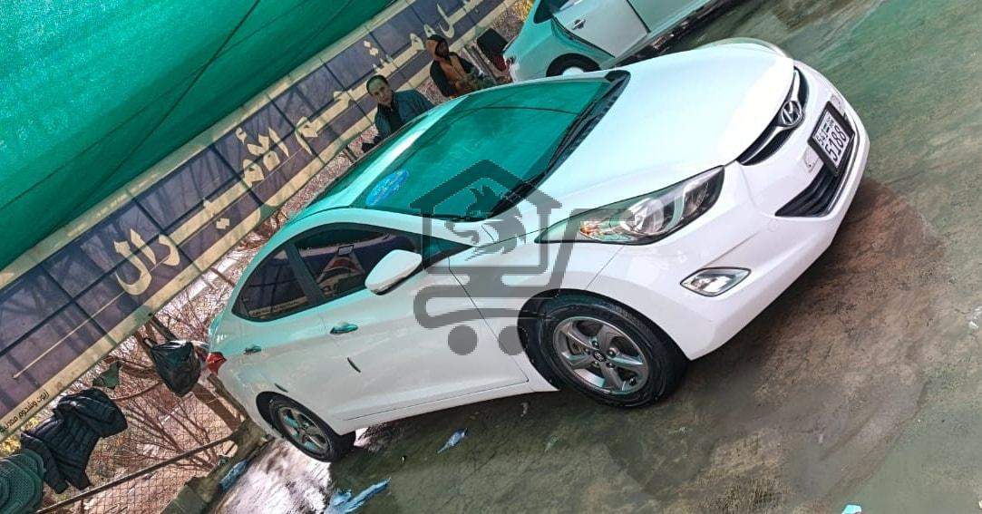 هيونداي أفانتي 2013 (Avanti MD) - الصورة 6