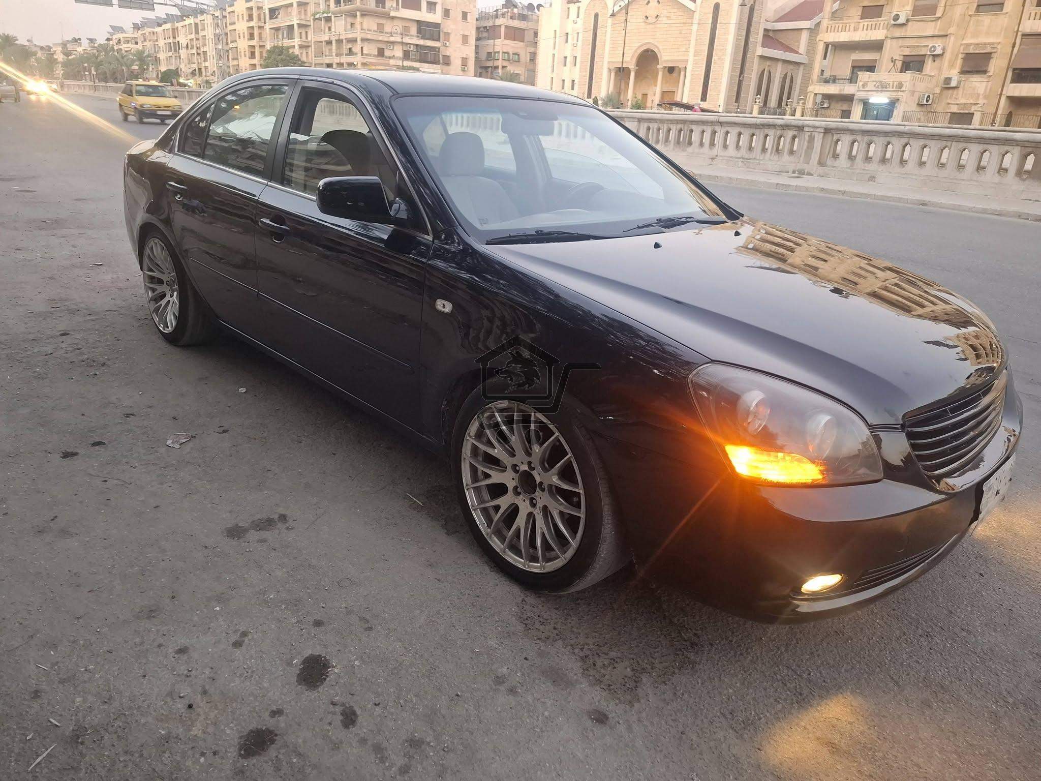 كيا اوبتما - الصورة 5