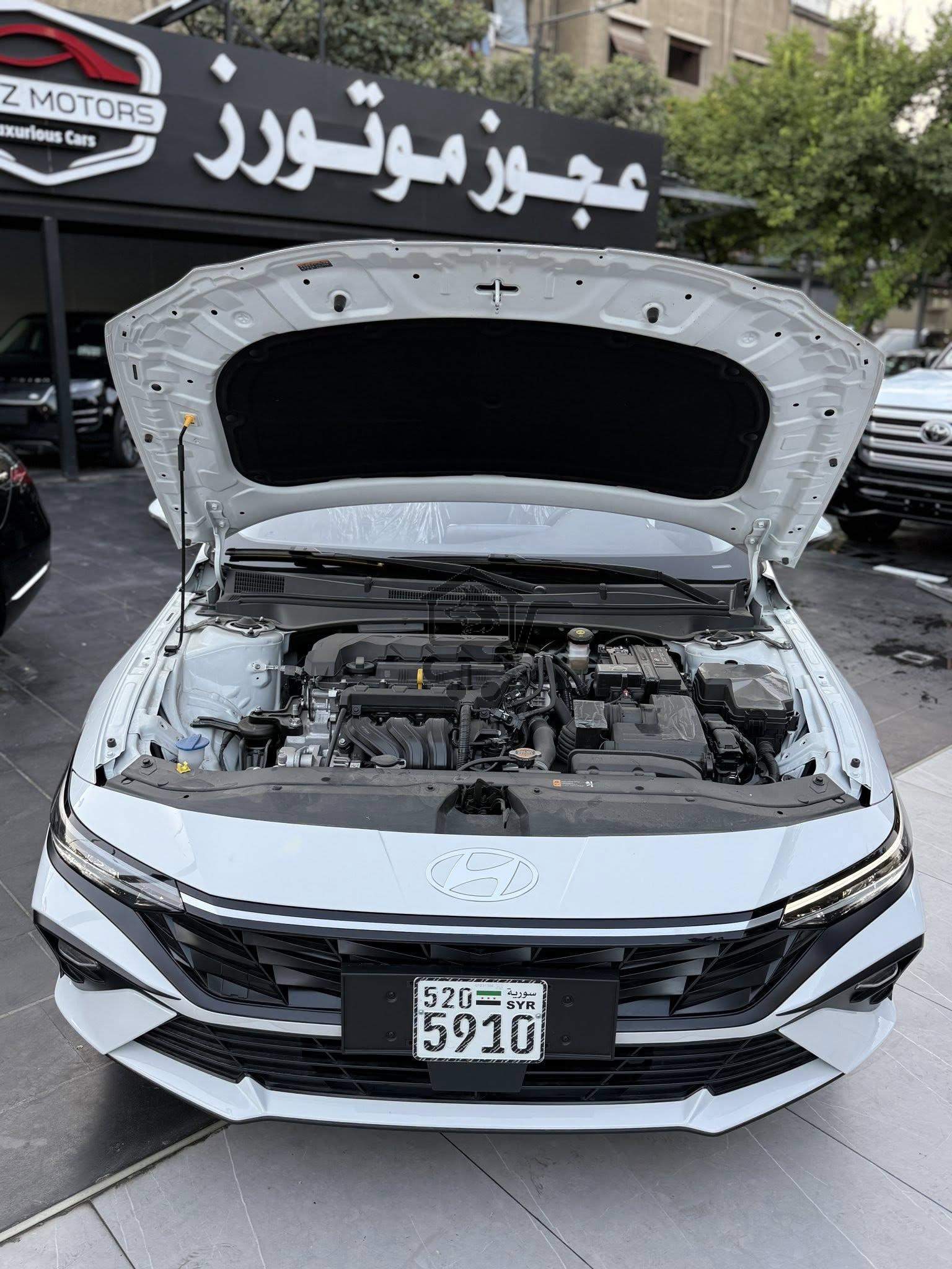 Hyundai Elantra 2025 - الصورة 5