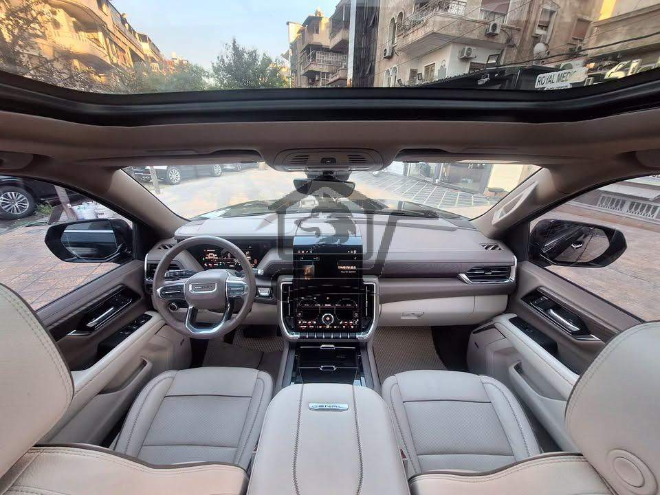 GMC Yukon Denali 2025 - الصورة 6