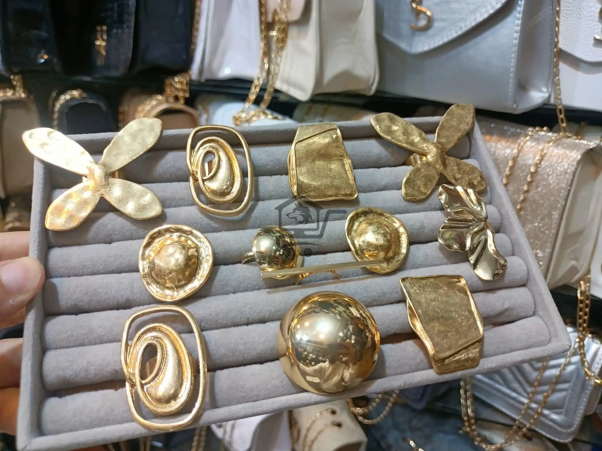 اكسسوارات - الصورة 3