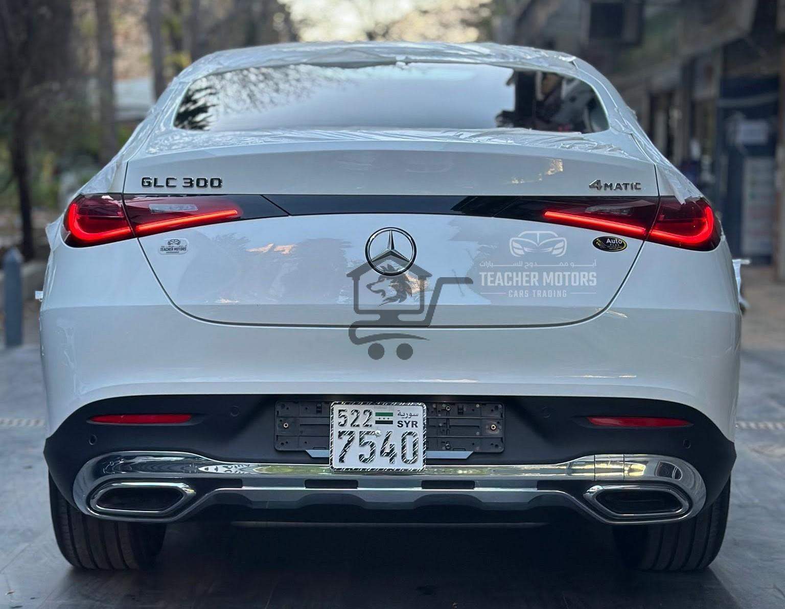 Mercedes GLC 300 4Matic - الصورة 4