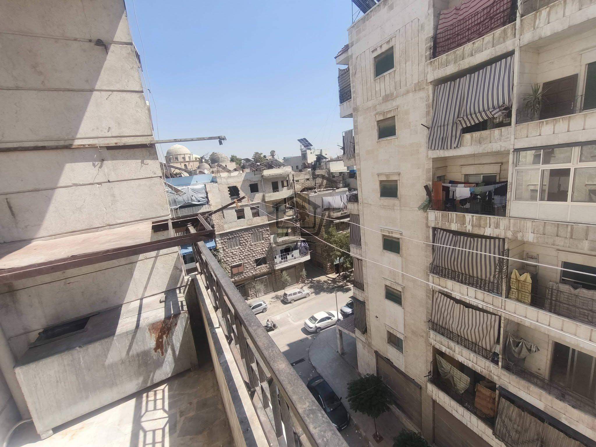 شقة بموقع جيد - الصورة 7