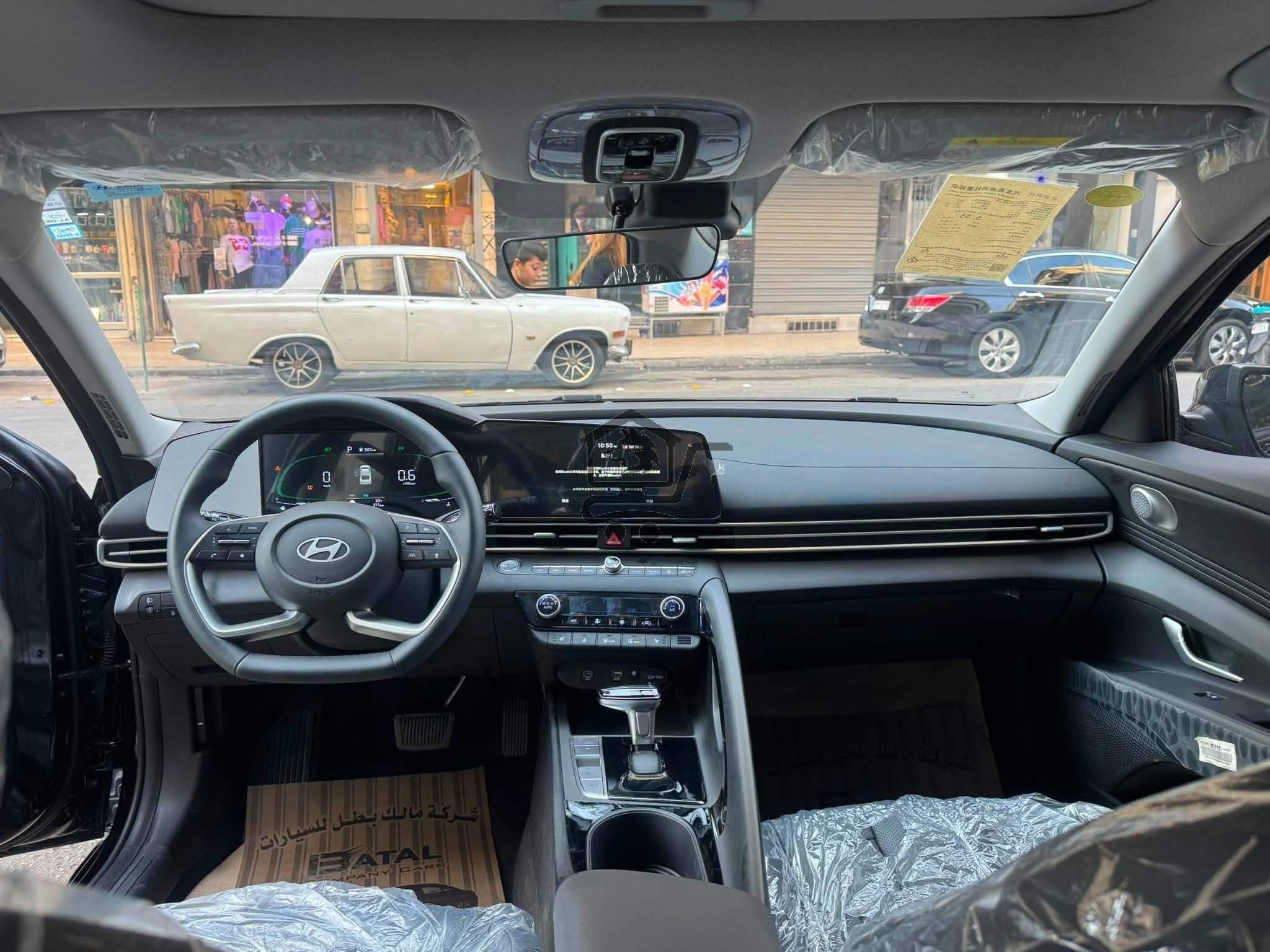 Hyundai Elantra 2025 - الصورة 6