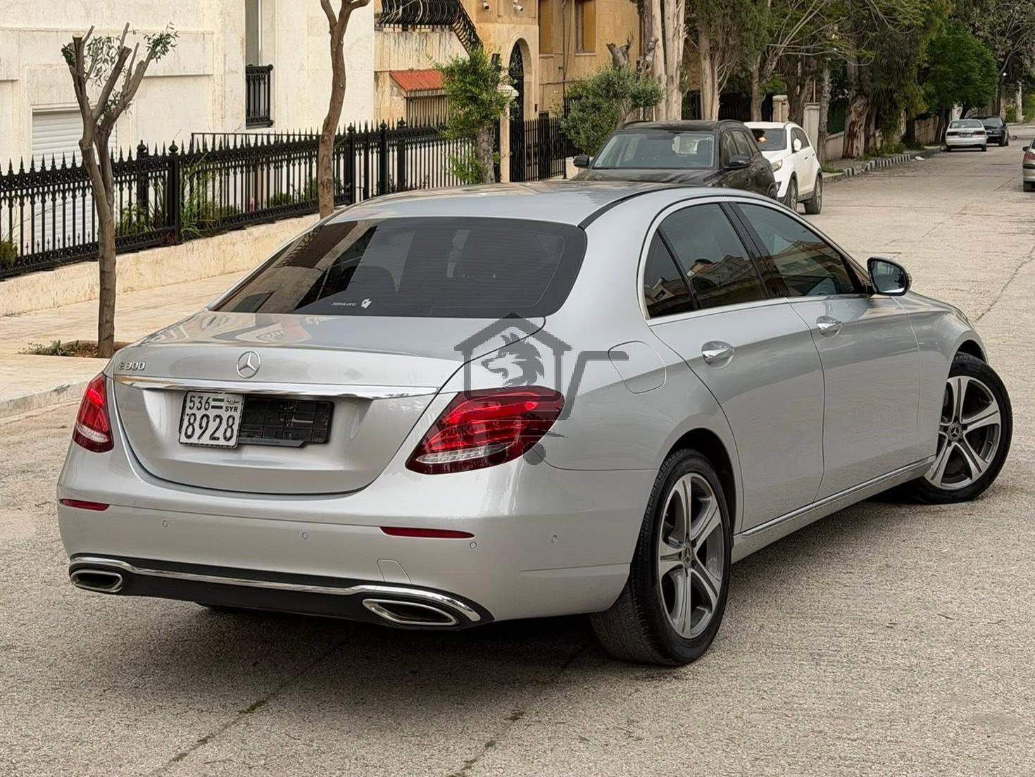 Mercedes E300 2018 - الصورة 2