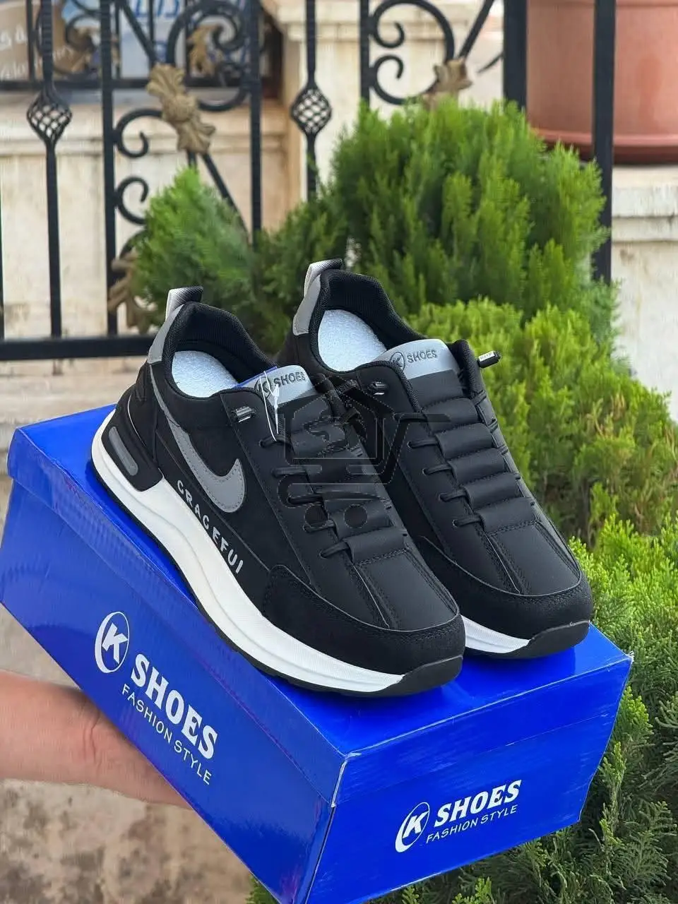 أحذية رياضية للآغا - الصورة 3