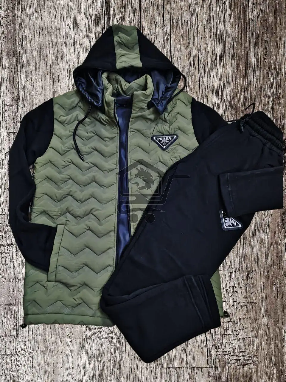 Voit للألبسة والأحذية الرياضية - الصورة 2