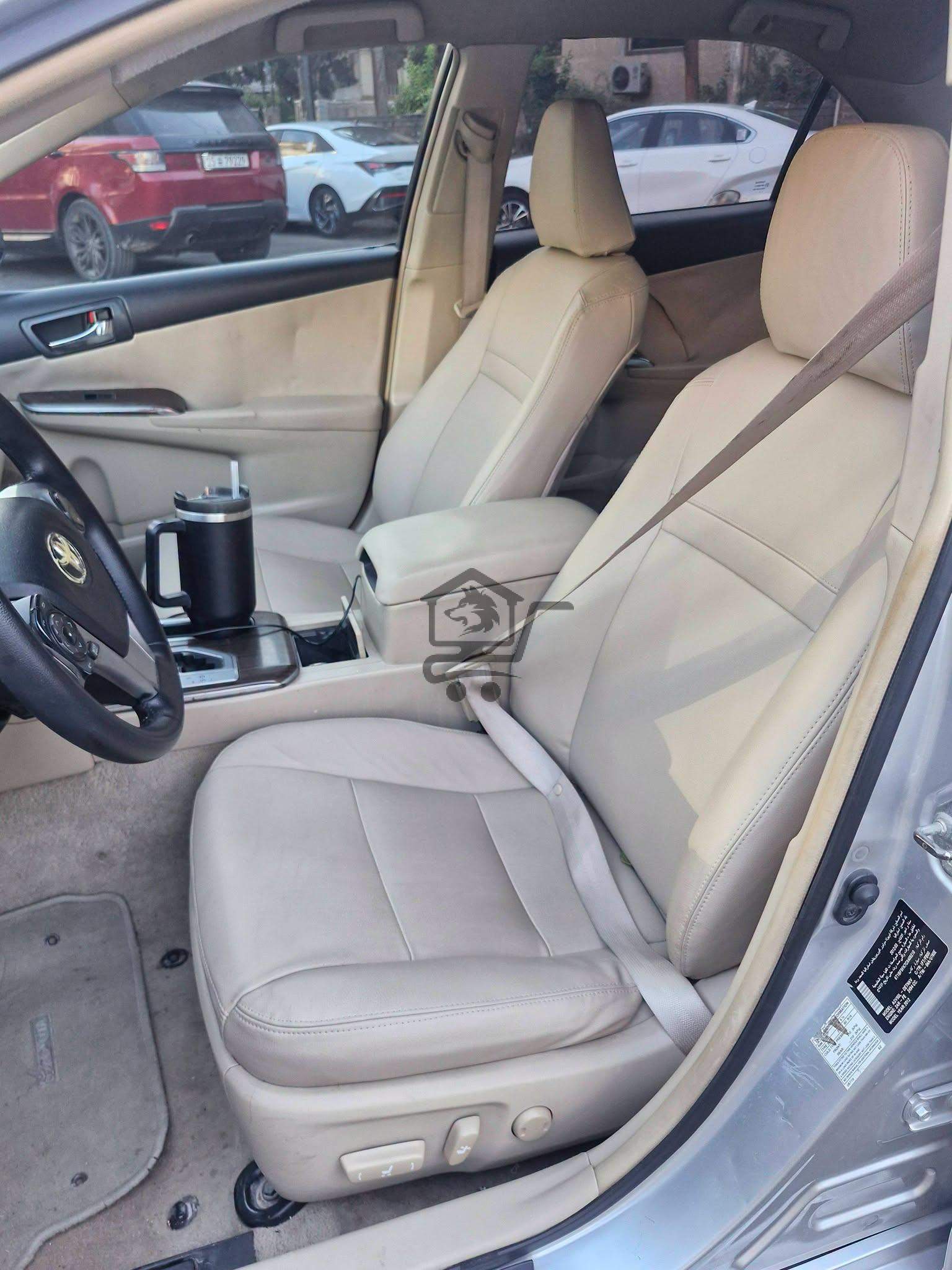 Toyota Camry 2012 - الصورة 5