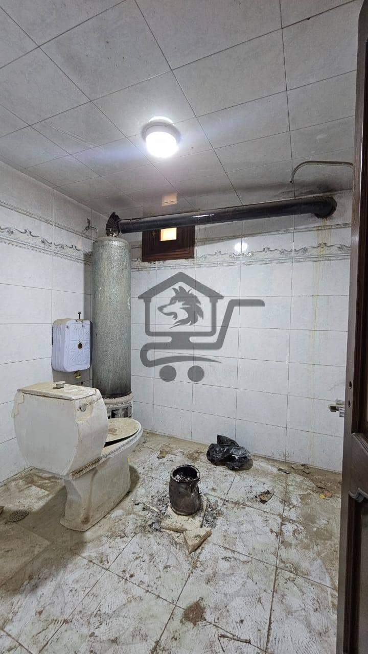 للبيع شقة سكنية قيد التجديد - الصورة 2